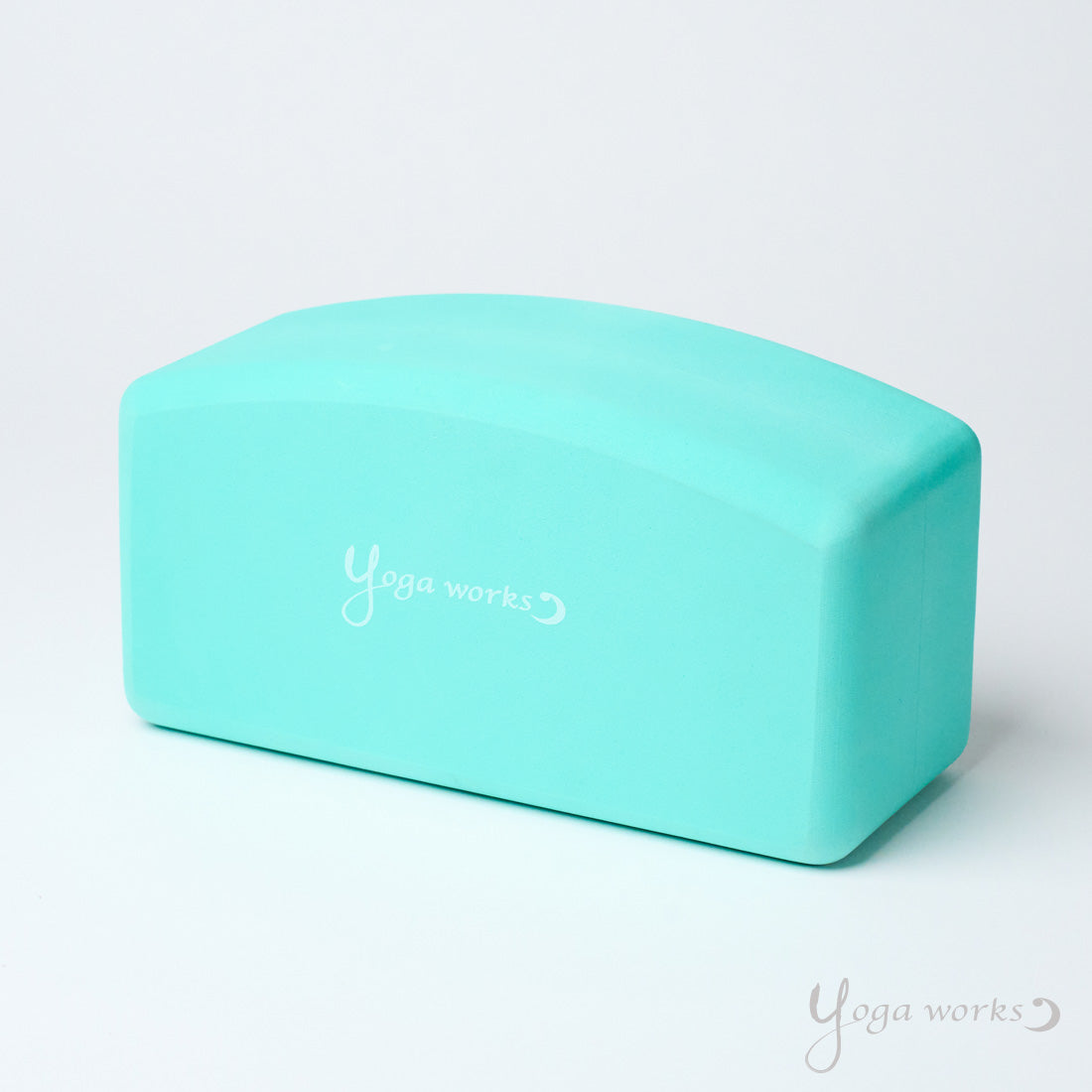 らくねるアーチヨガブロック